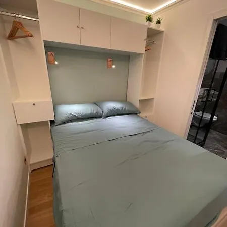 Appartamento Cosy 8e Champs Elysees Miromesnil *